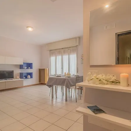 Alexis House *